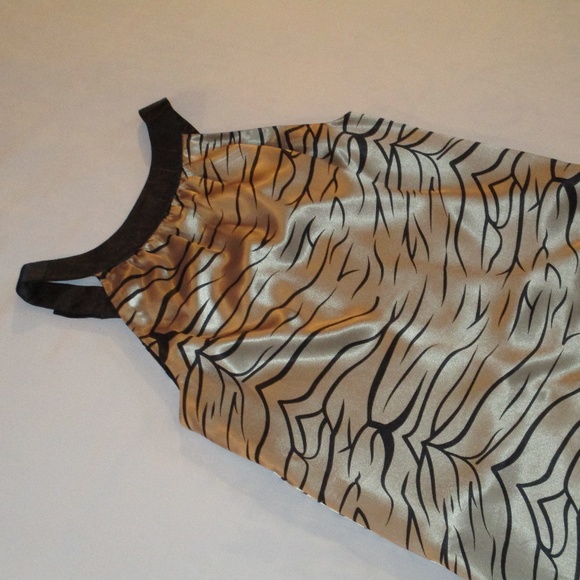 VERTIGO PARIS DRESS – NWOT - Picture 4 of 8